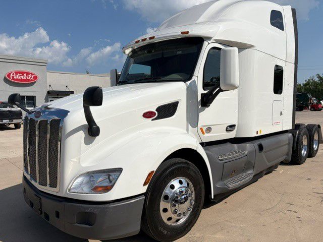 2021 Peterbilt 579