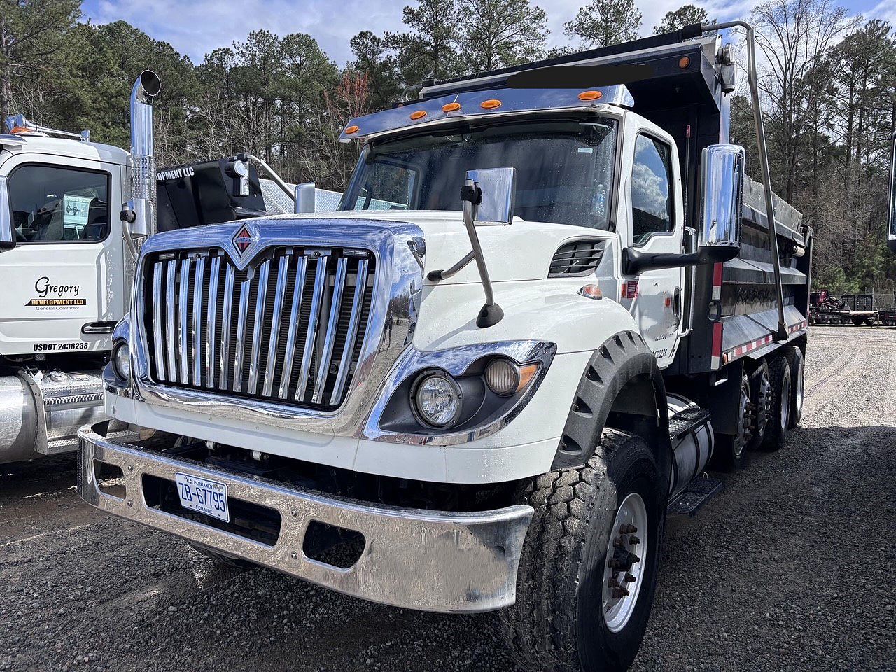 2019 International HV613