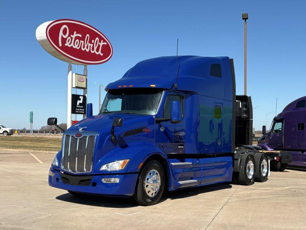 2022 Peterbilt 579