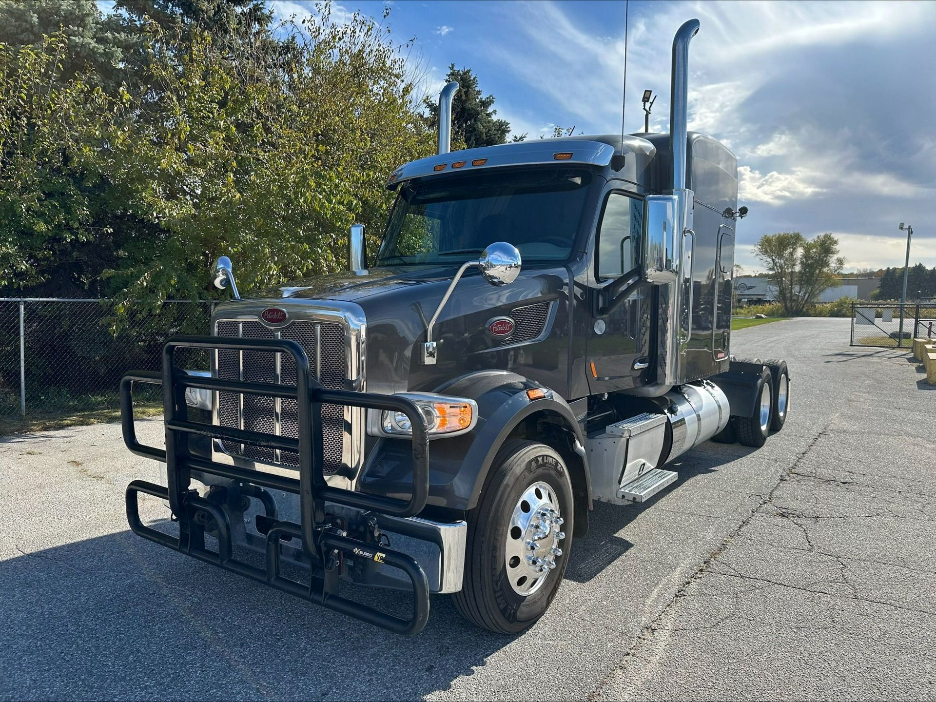 2022 Peterbilt 567