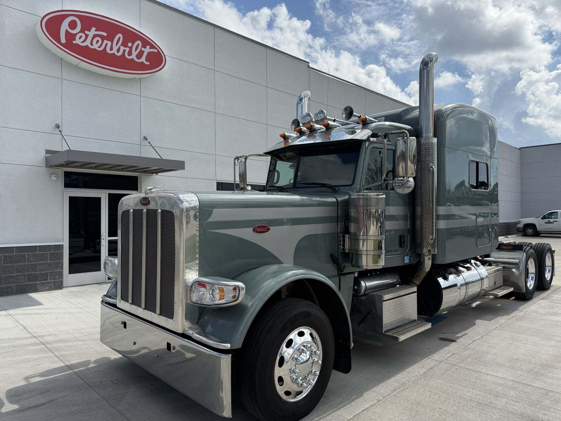 2022 Peterbilt 389