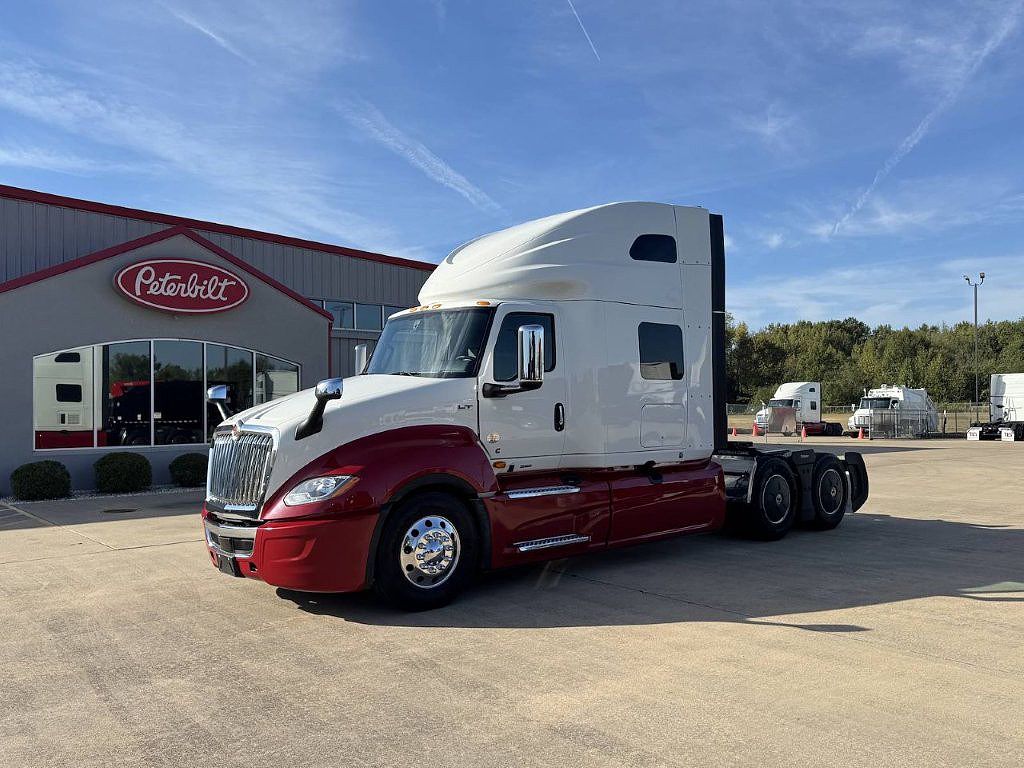 2024 International LT625