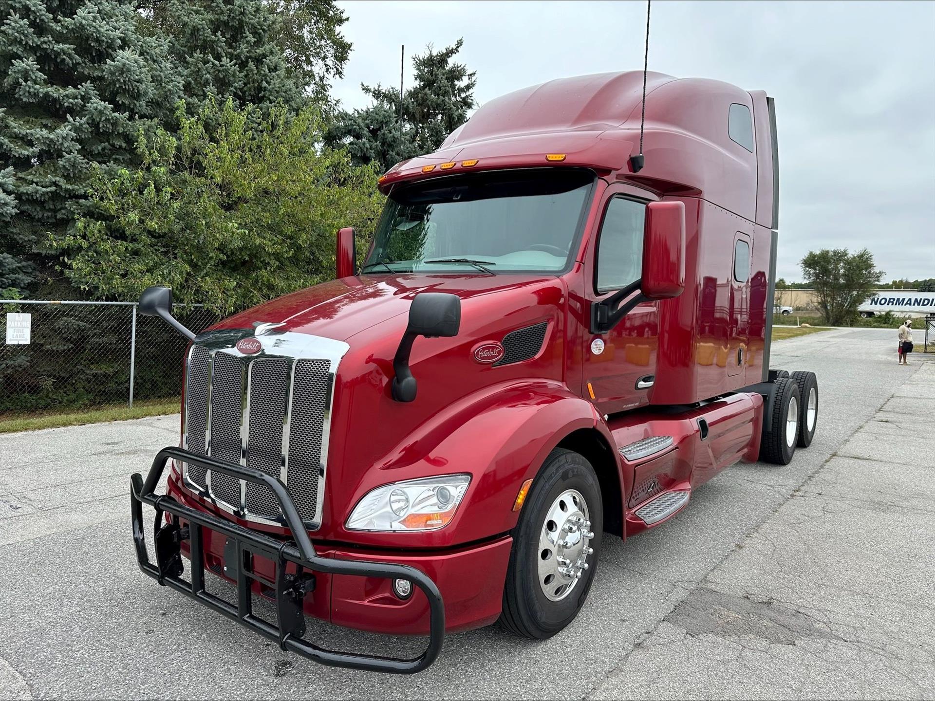 2022 Peterbilt 579