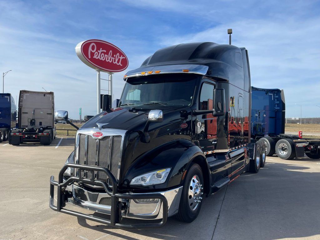 2022 Peterbilt 579