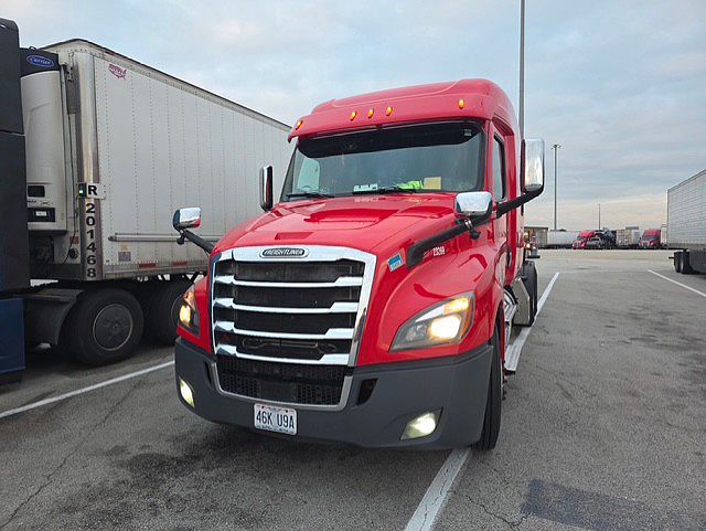 2020 Freightliner CASCADIA