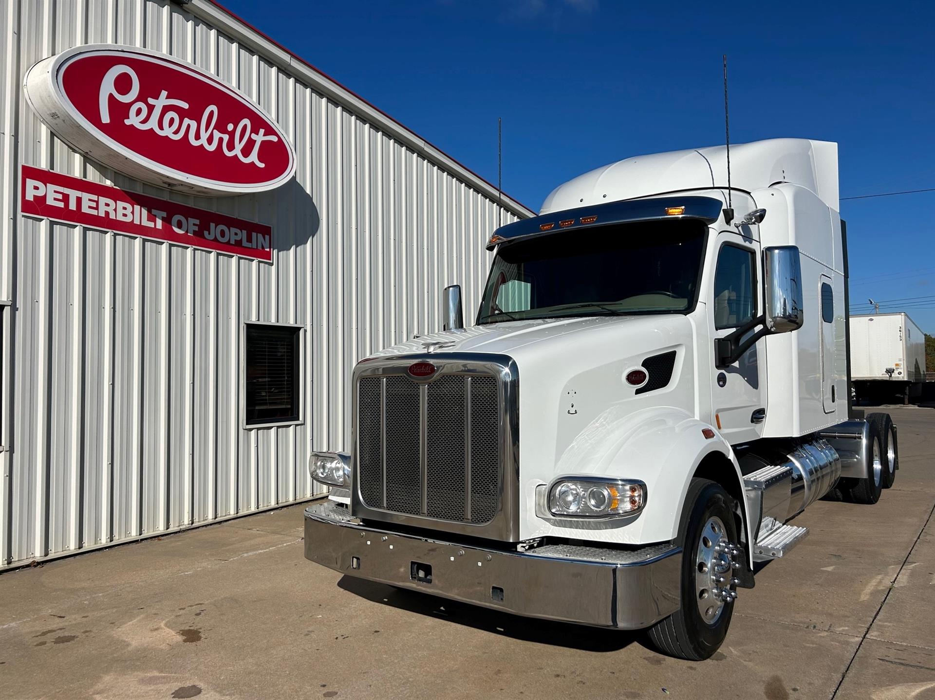 2021 Peterbilt 567