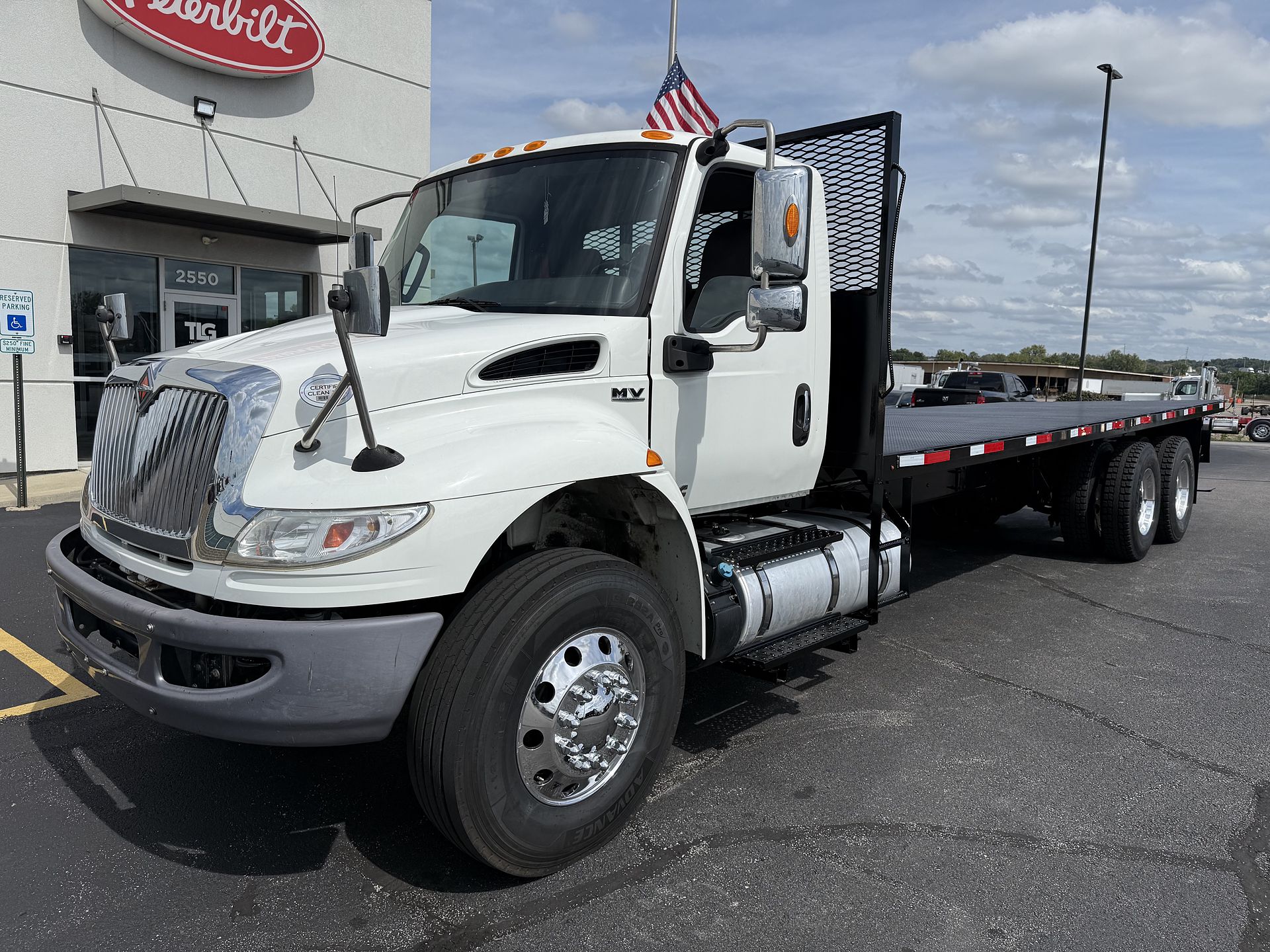 2019 International MV607