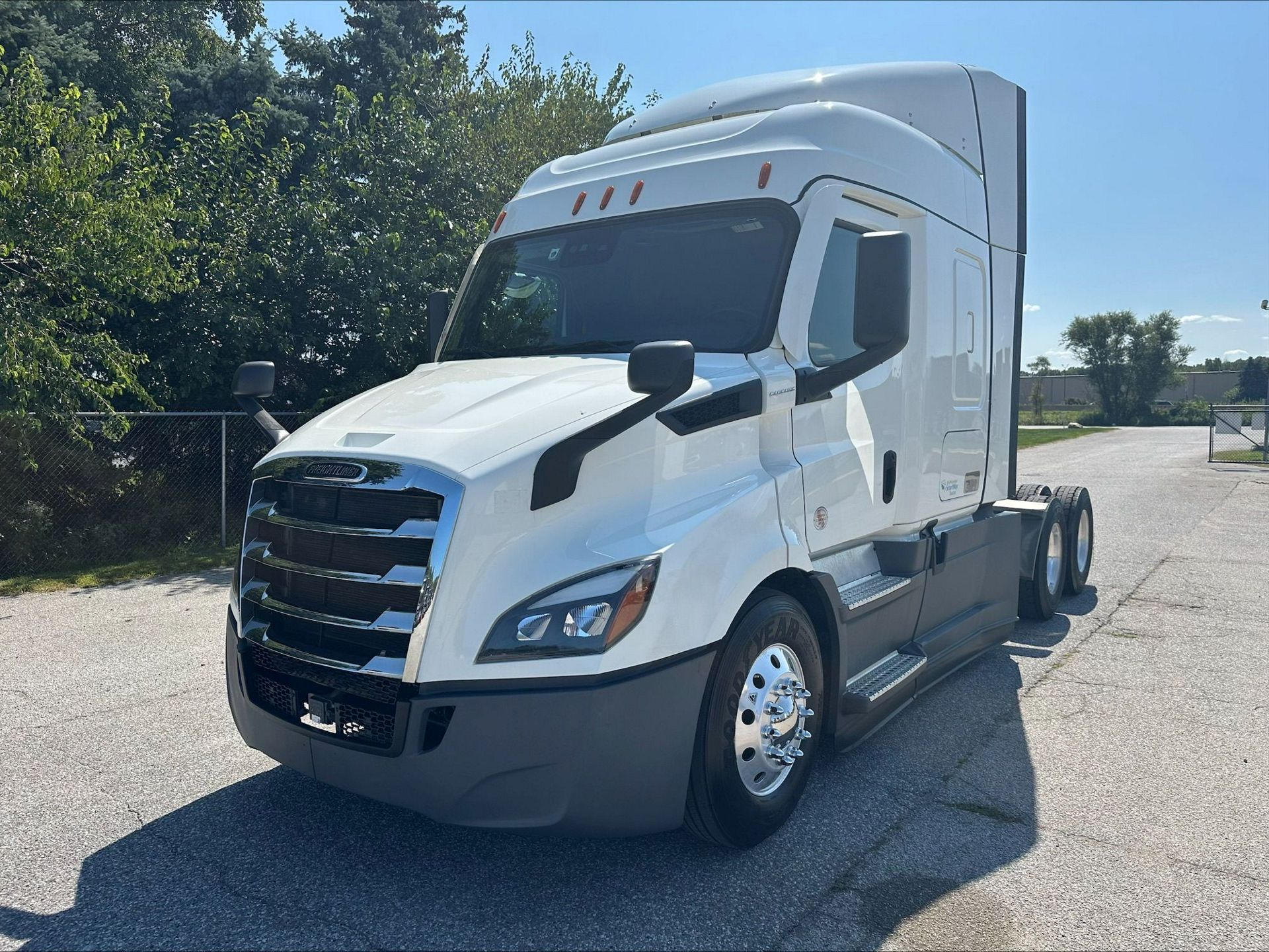 2022 Freightliner CASCADIA 116