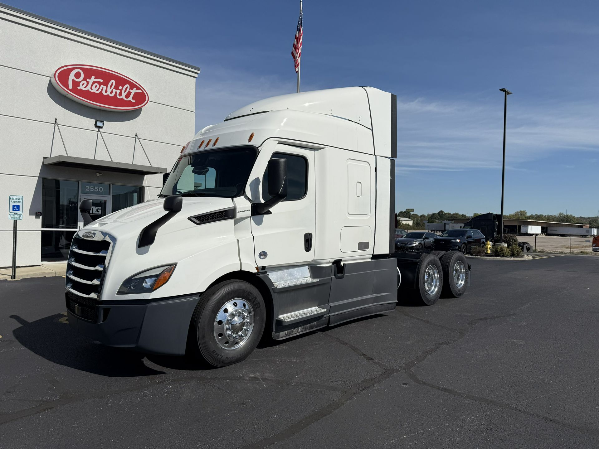2022 Freightliner CASCADIA 116
