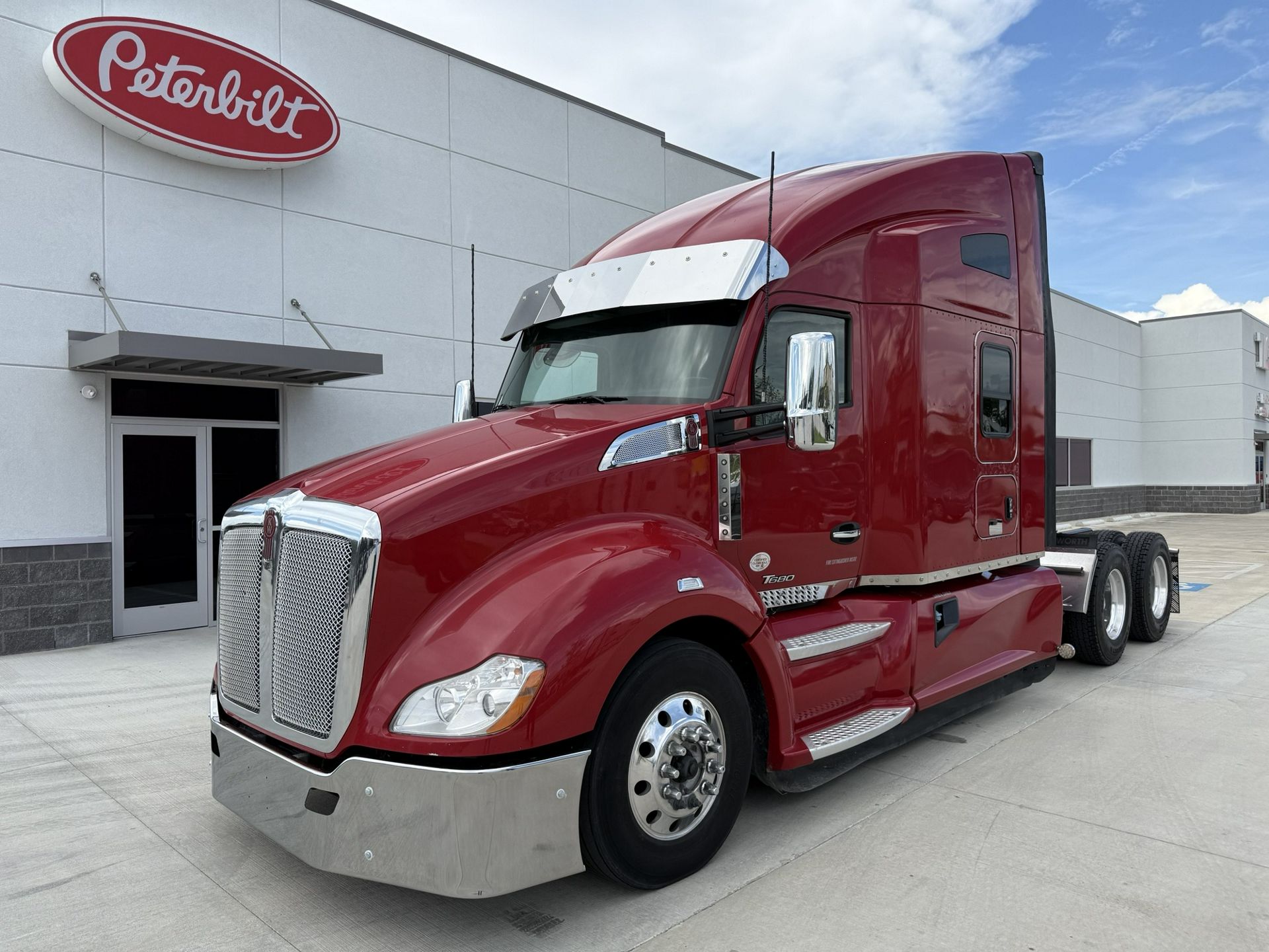 2022 Kenworth T680