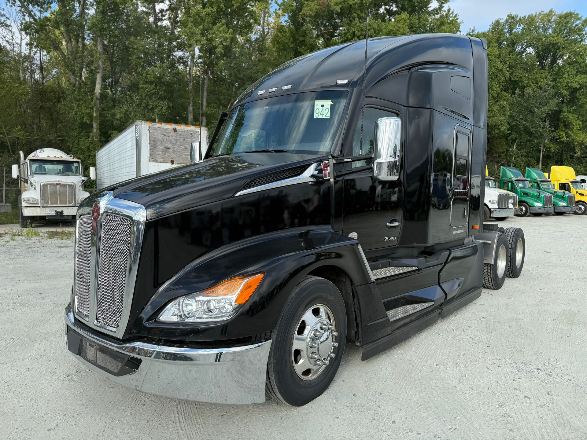 2022 Kenworth T680