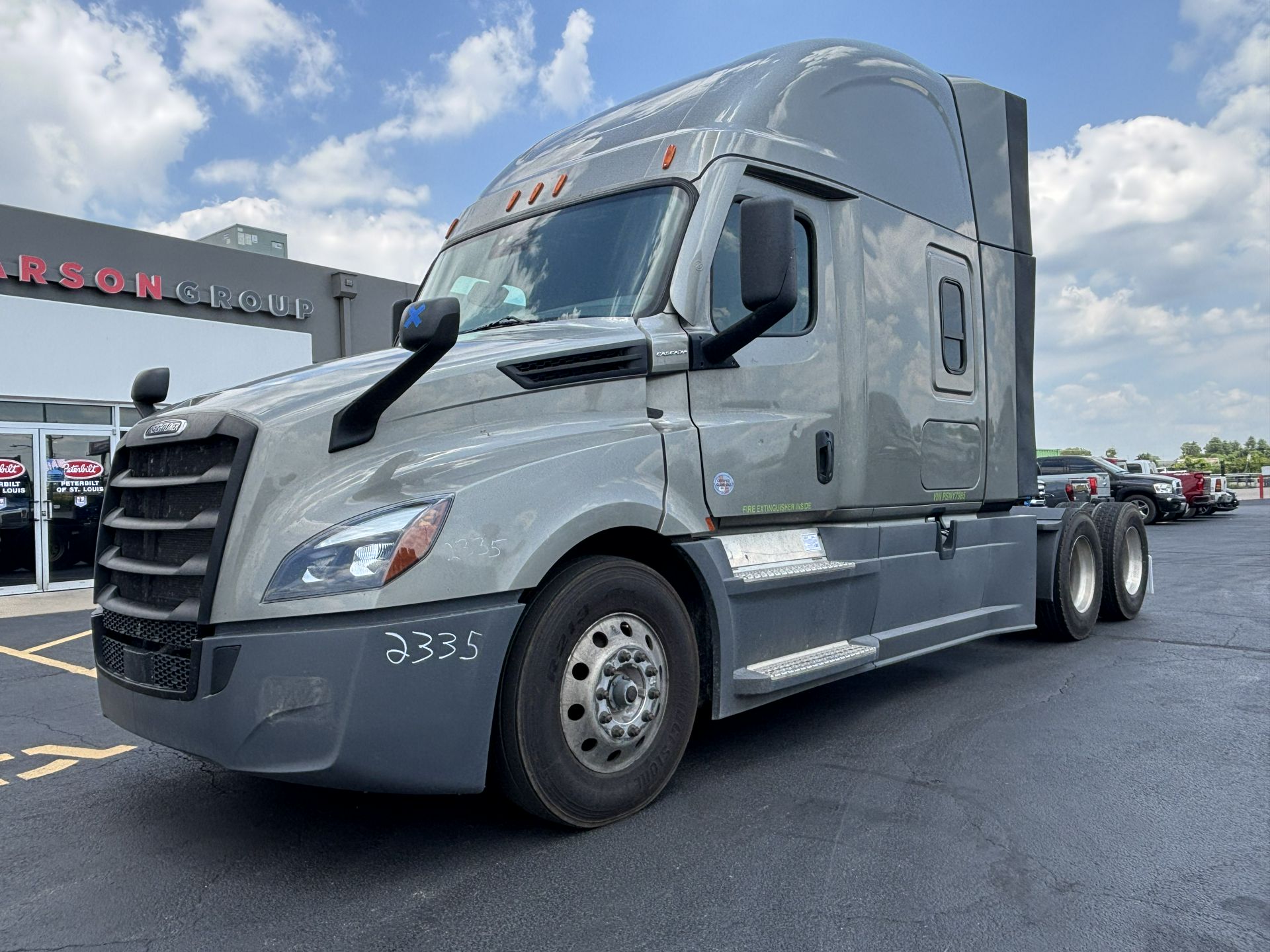 2023 Freightliner CASCADIA 126