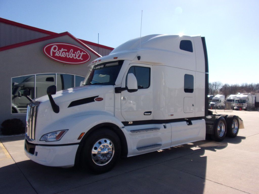 2024 Peterbilt 579