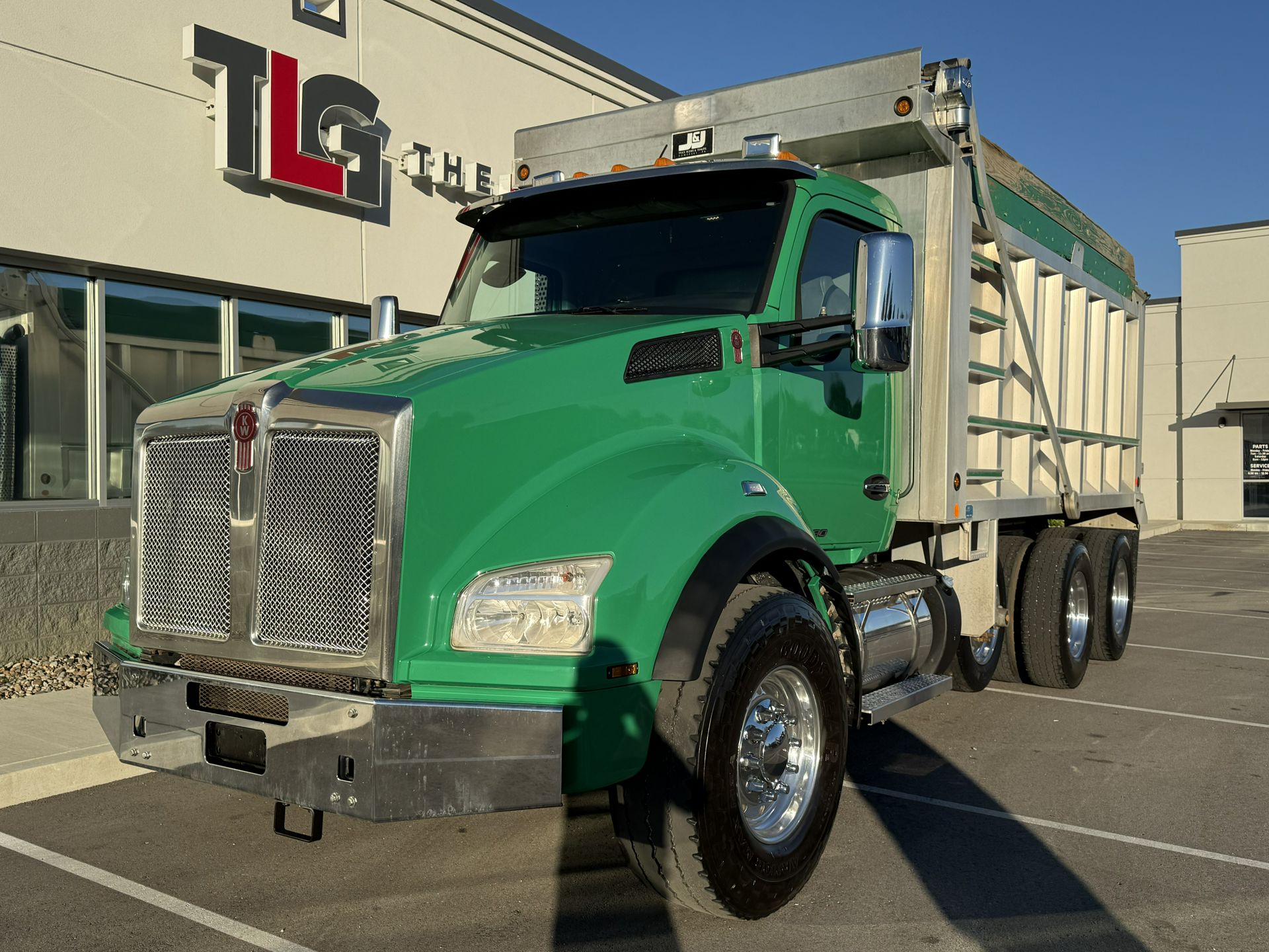 2022 Kenworth T880
