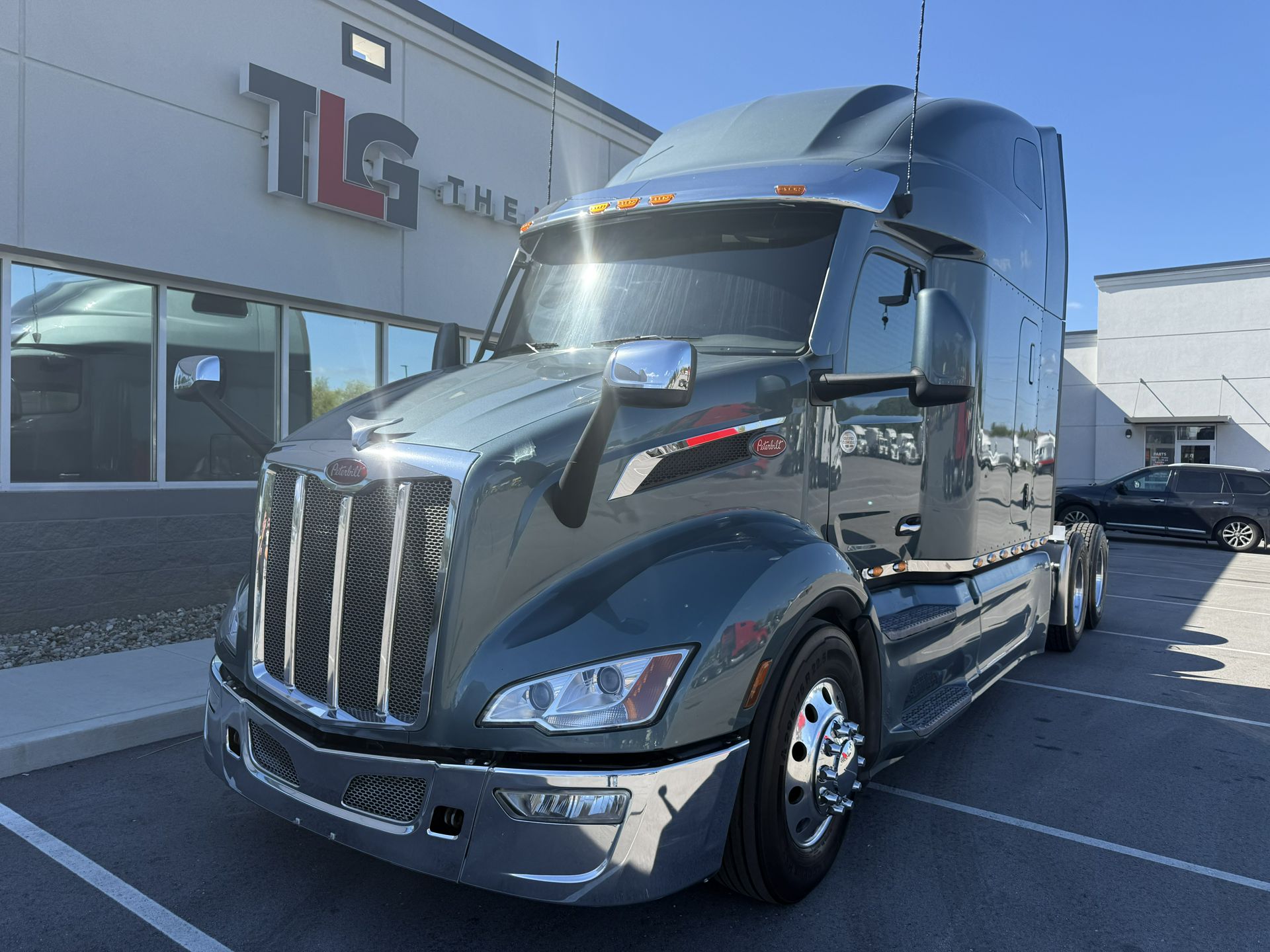 2023 Peterbilt 579