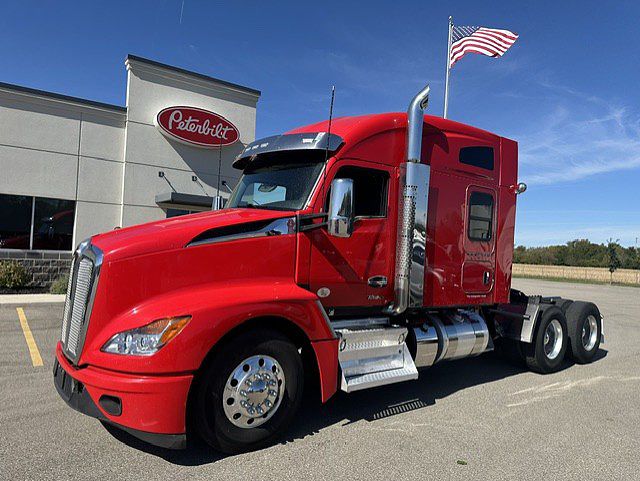 2022 Kenworth T680