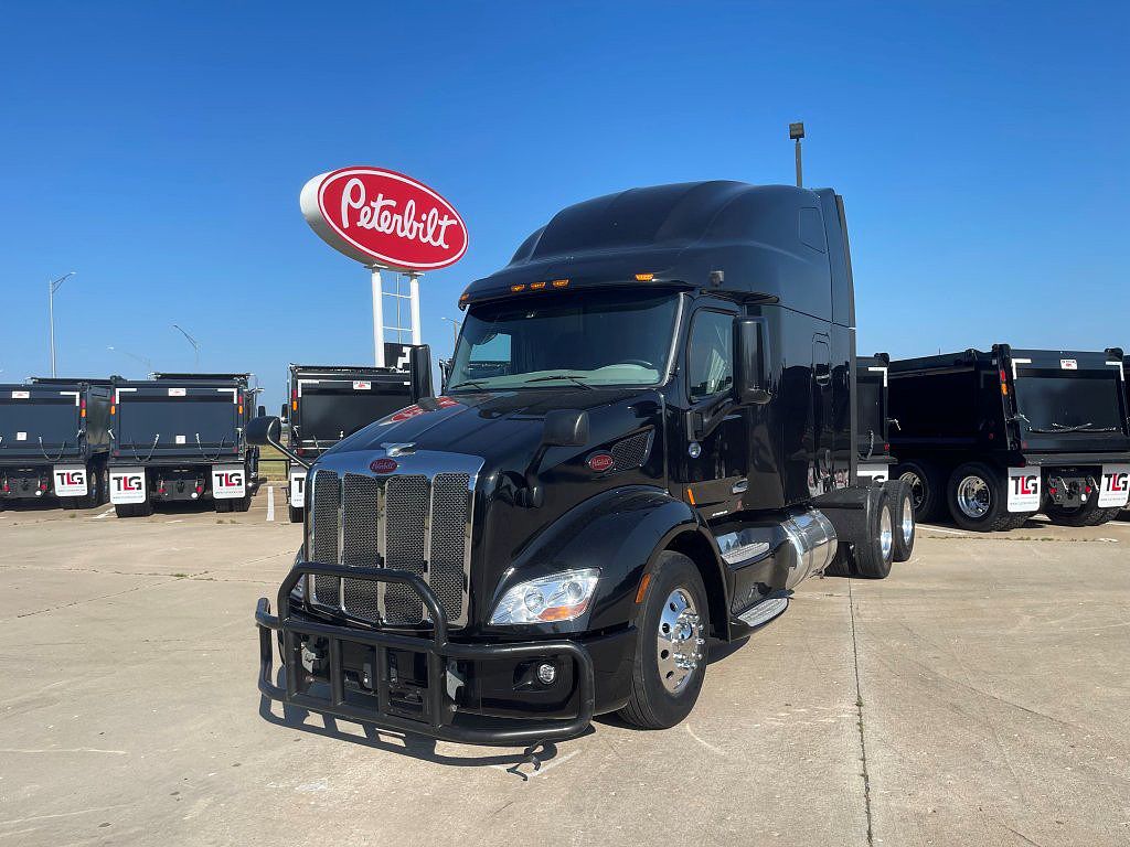 2020 Peterbilt 579