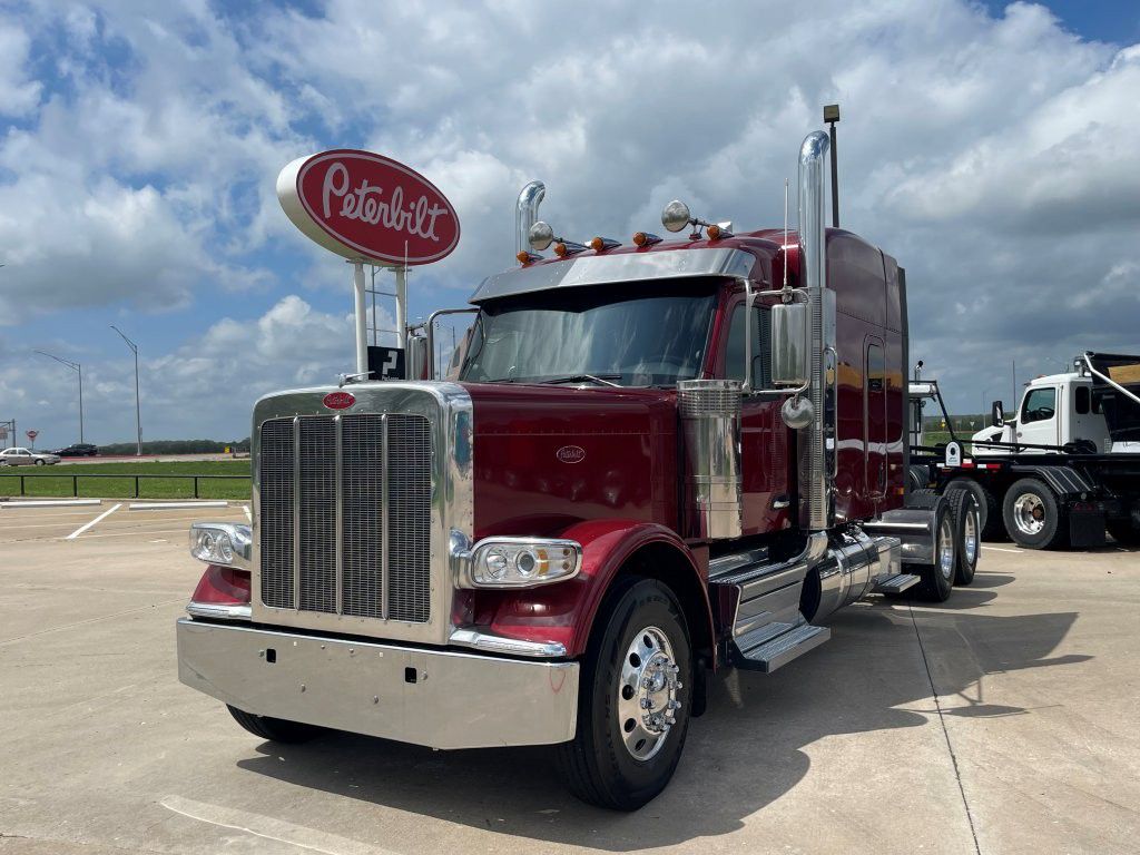 2025 Peterbilt 589