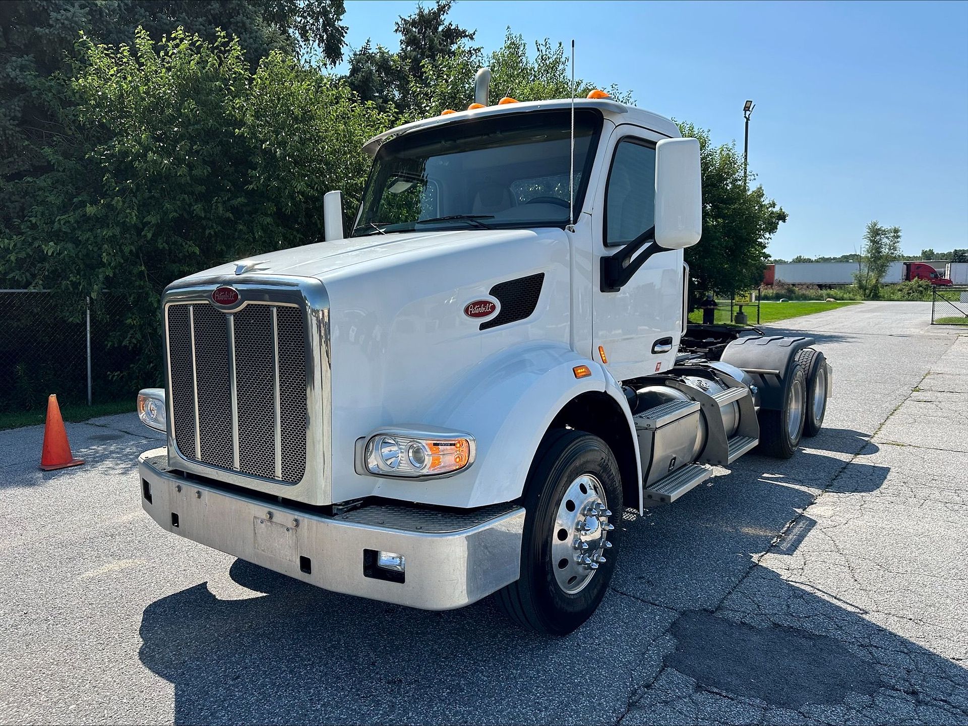 2022 Peterbilt 567