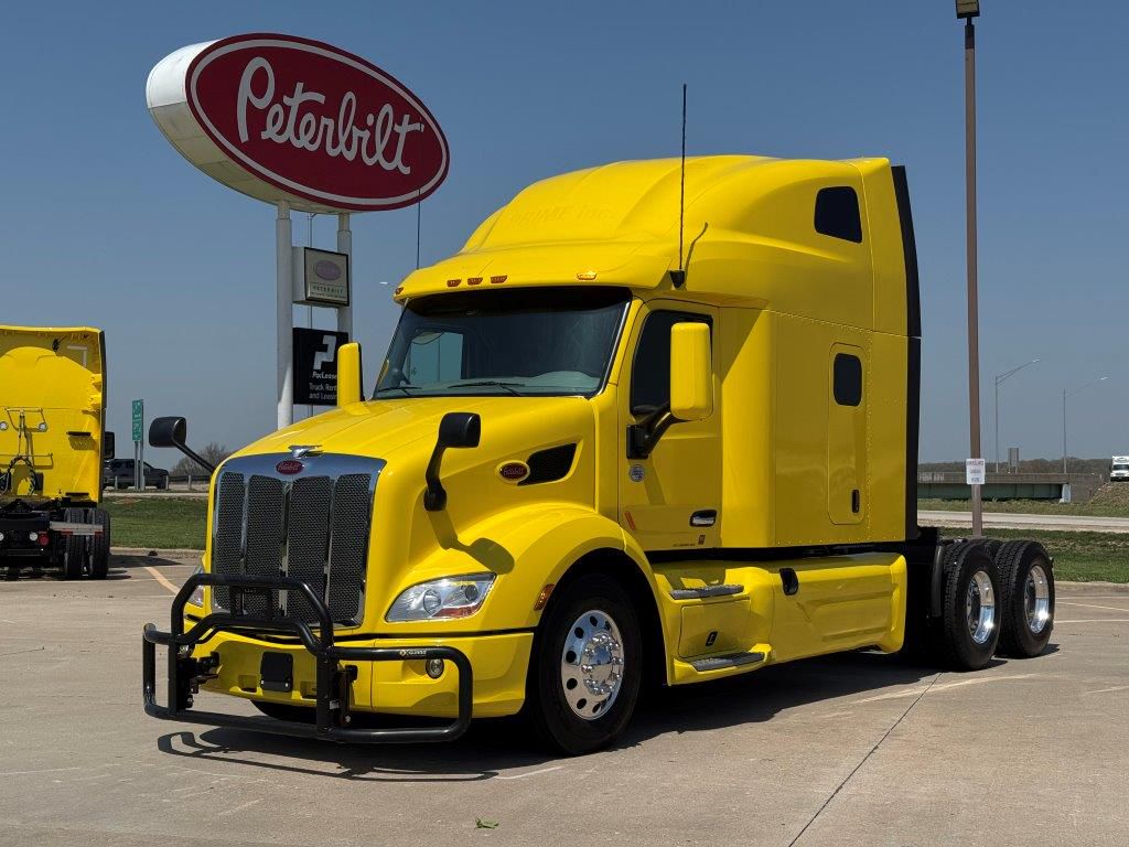 2021 Peterbilt 579