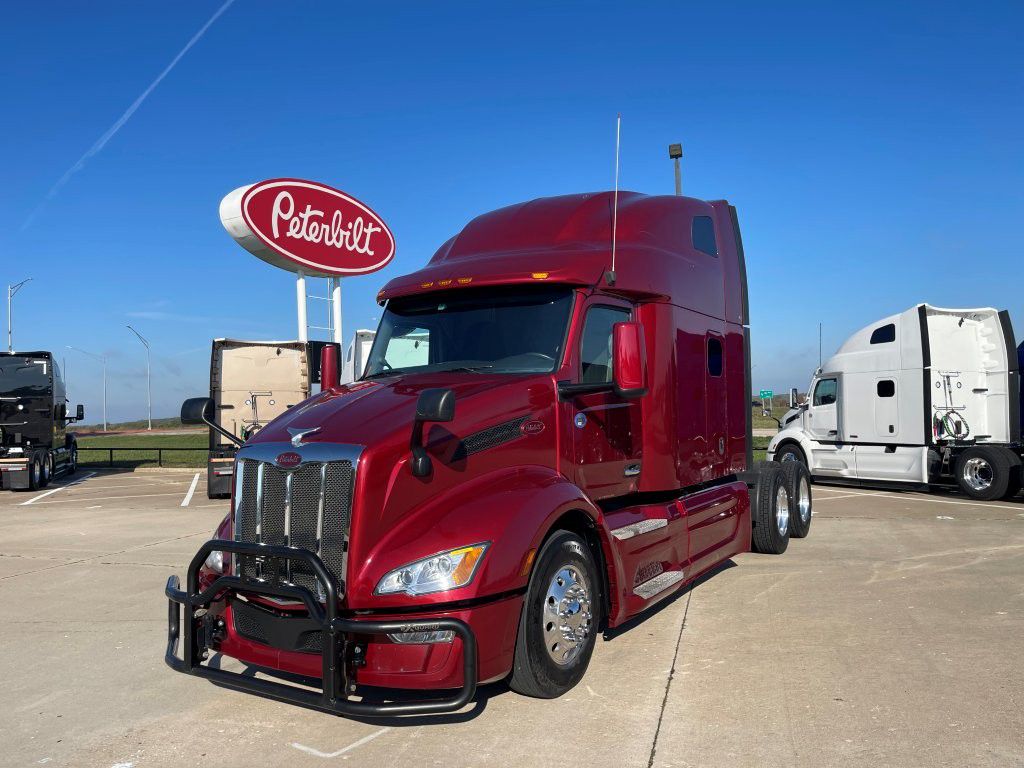 2022 Peterbilt 579