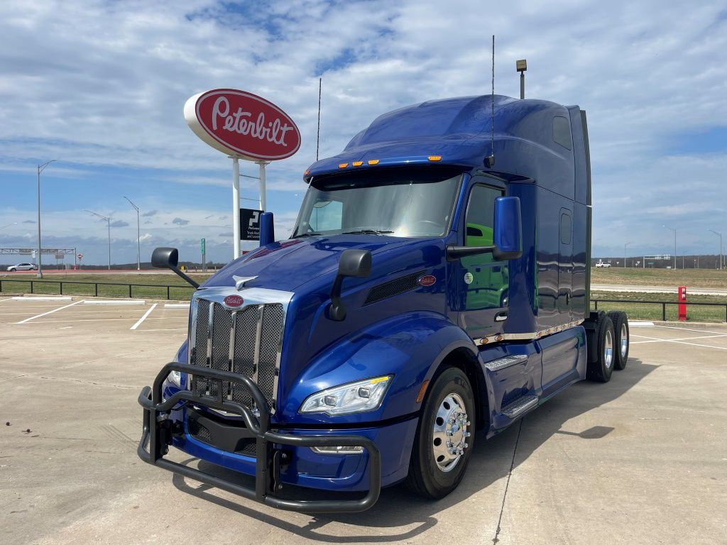 2022 Peterbilt 579