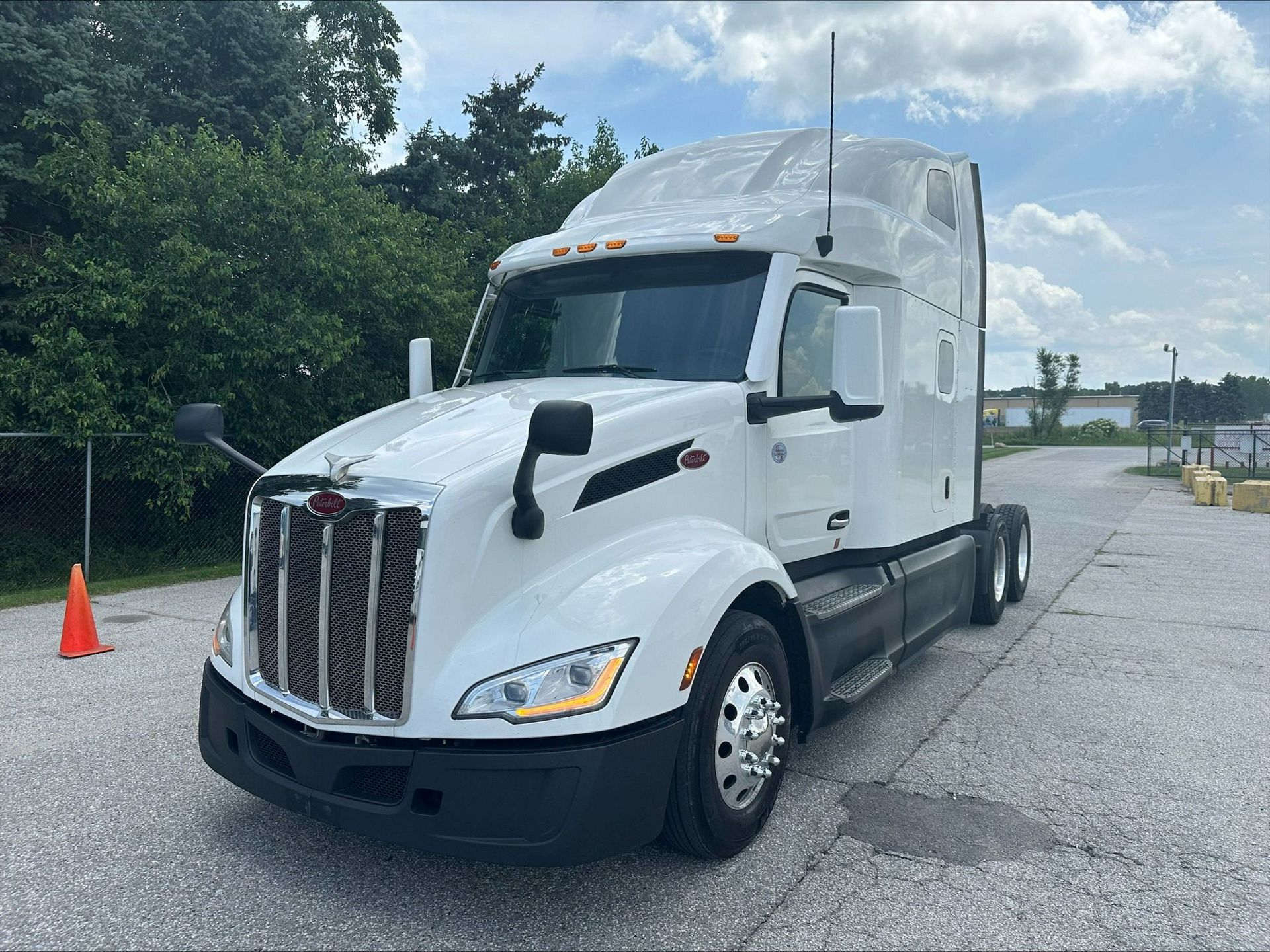2022 Peterbilt 579