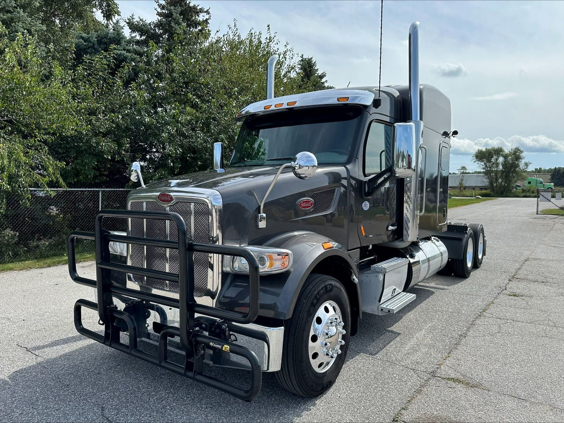 2022 Peterbilt 567