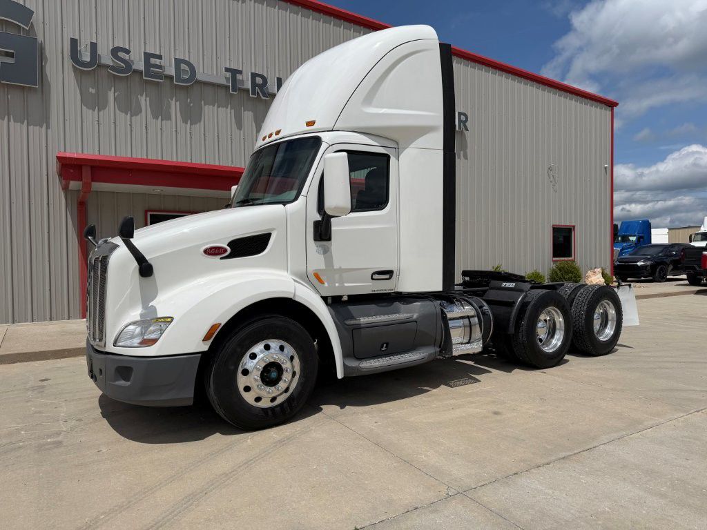 2021 Peterbilt 579