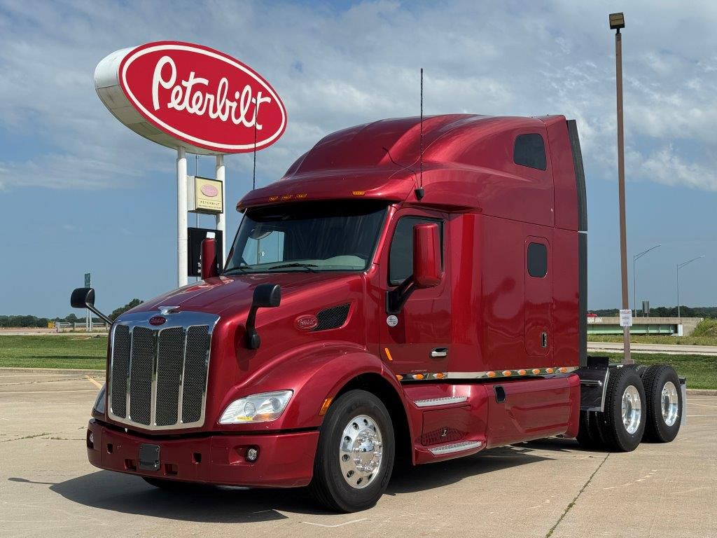 2022 Peterbilt 579
