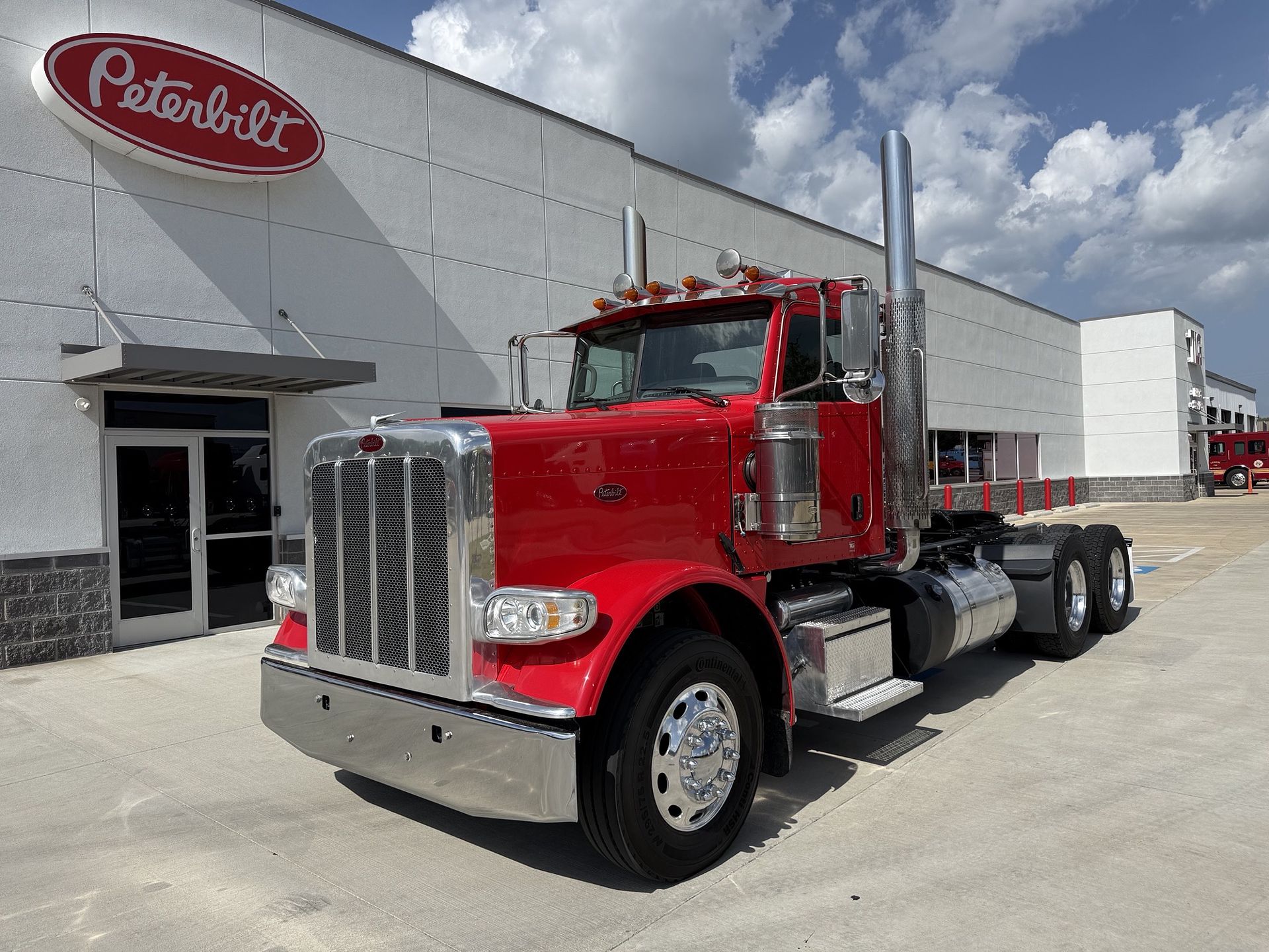 2022 Peterbilt 389