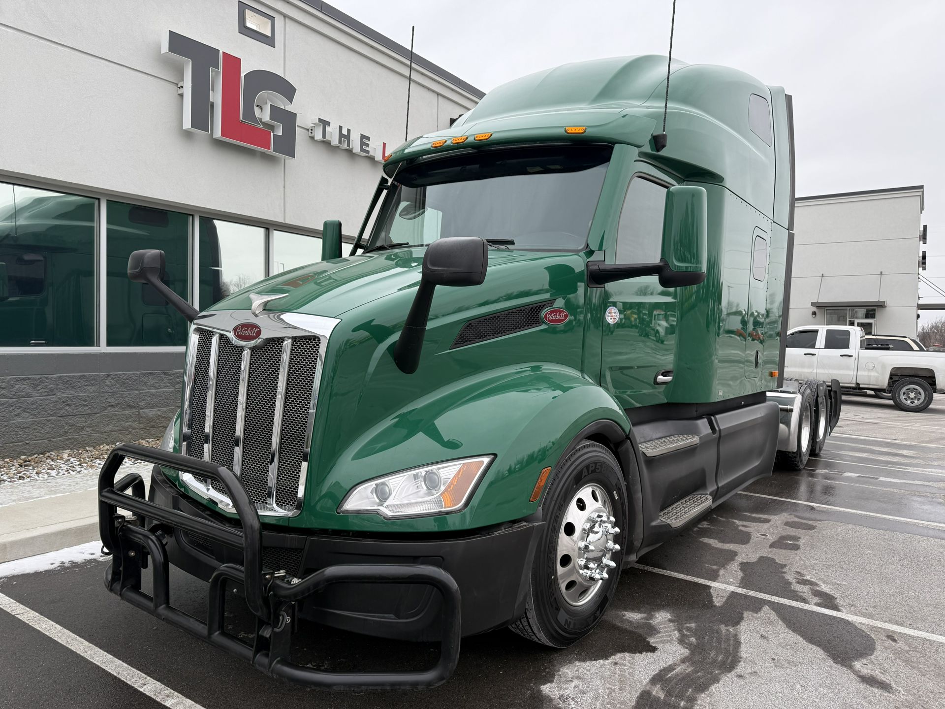 2023 Peterbilt 579