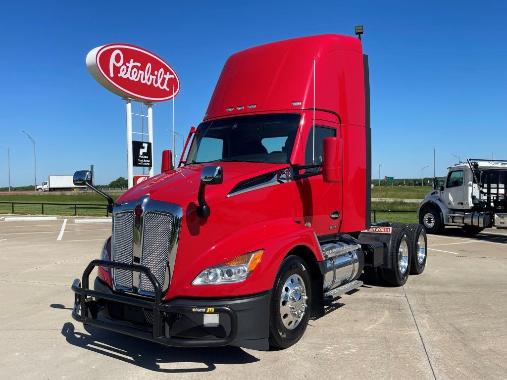 2022 Kenworth T680