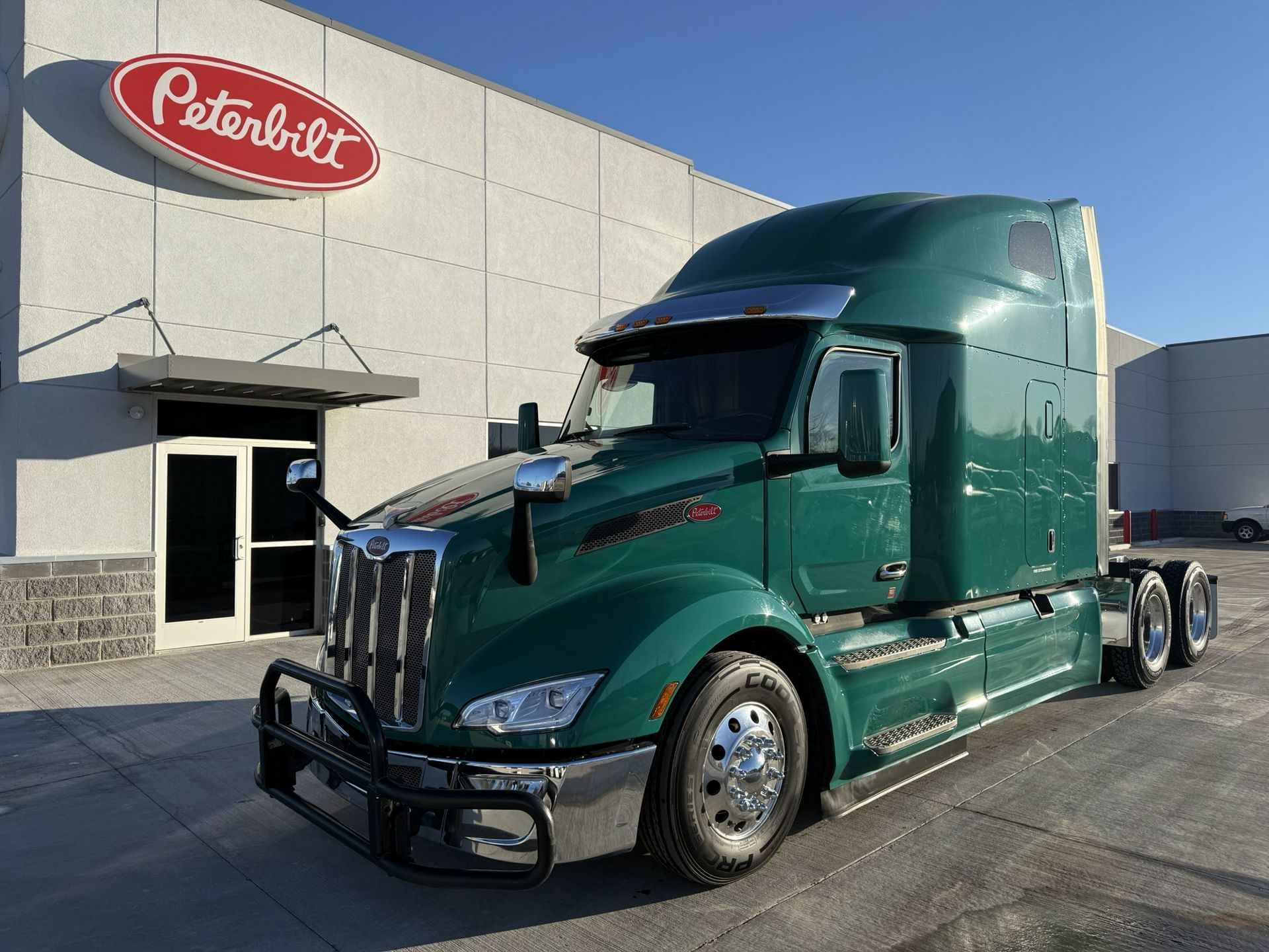 2023 Peterbilt 579