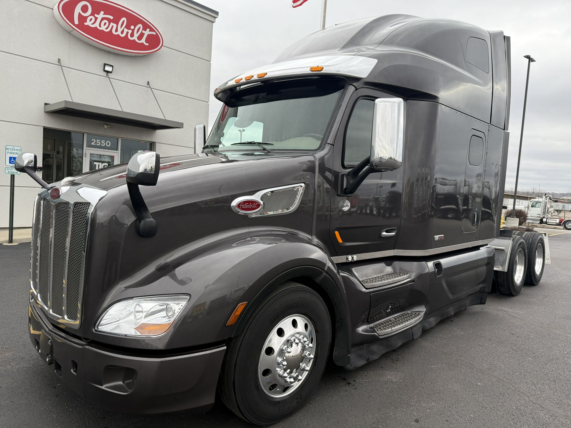 2022 Peterbilt 579