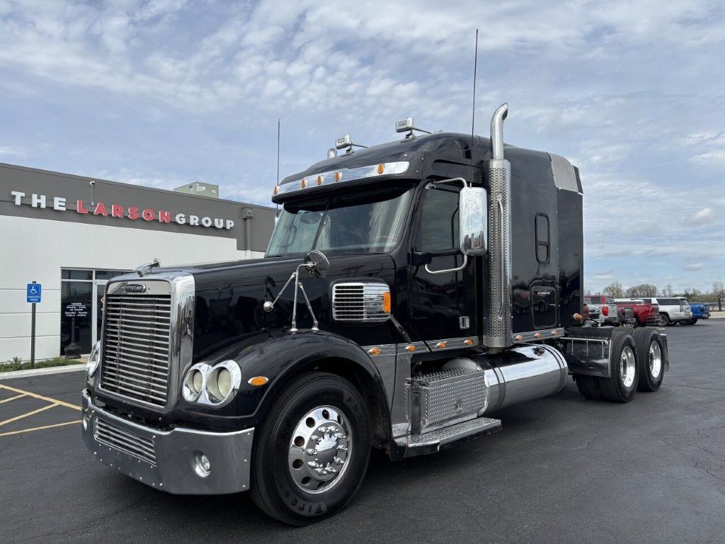 2013 Freightliner CORONADO 132 GLIDER