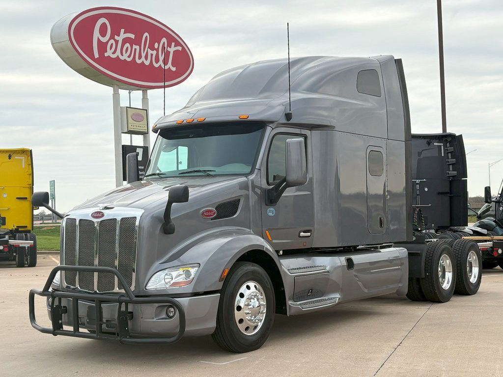 2022 Peterbilt 579