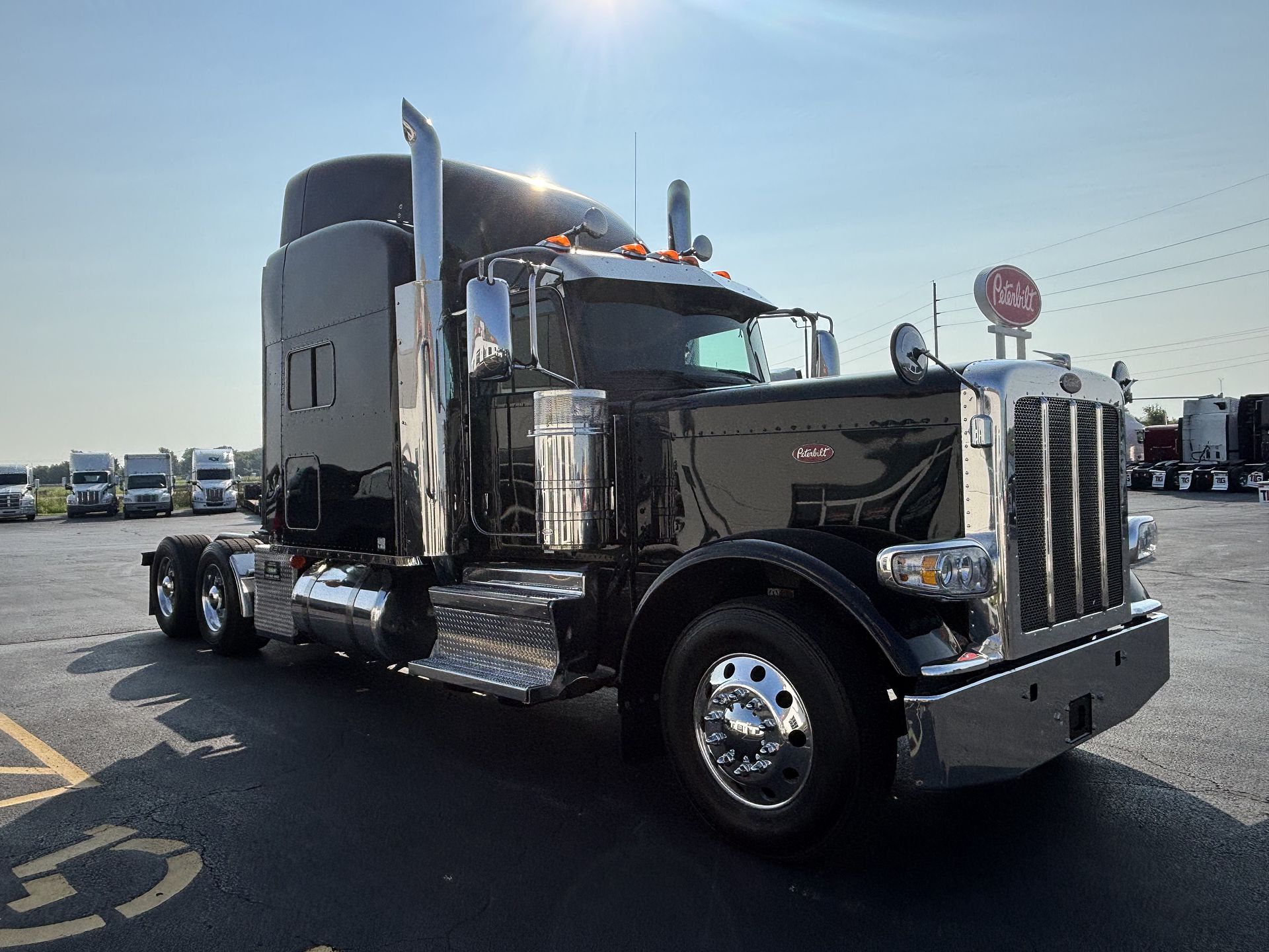 2022 Peterbilt 389