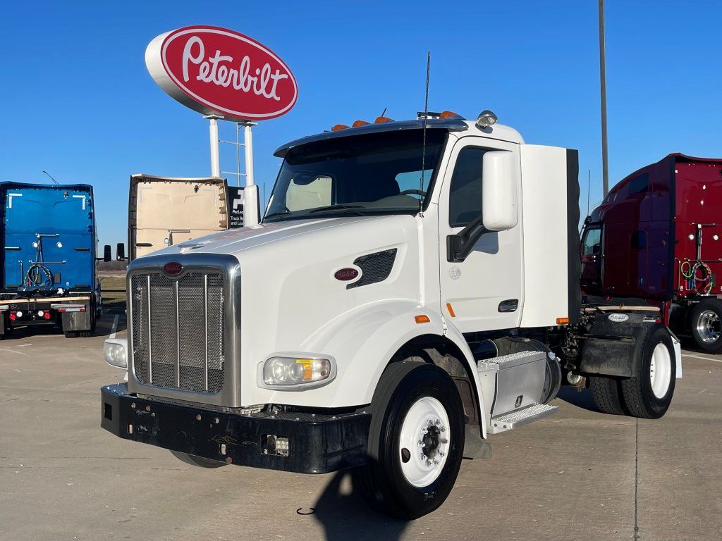 2015 Peterbilt 567