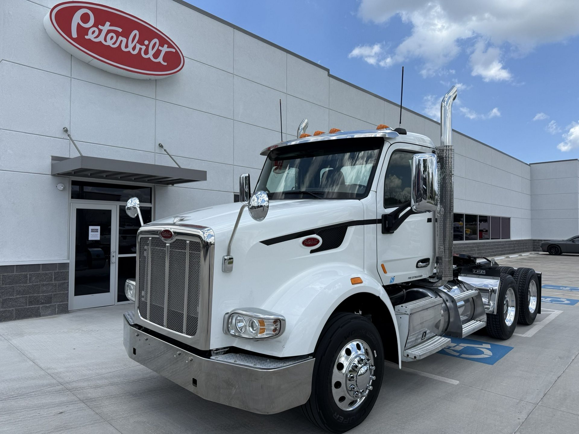 2016 Peterbilt 567