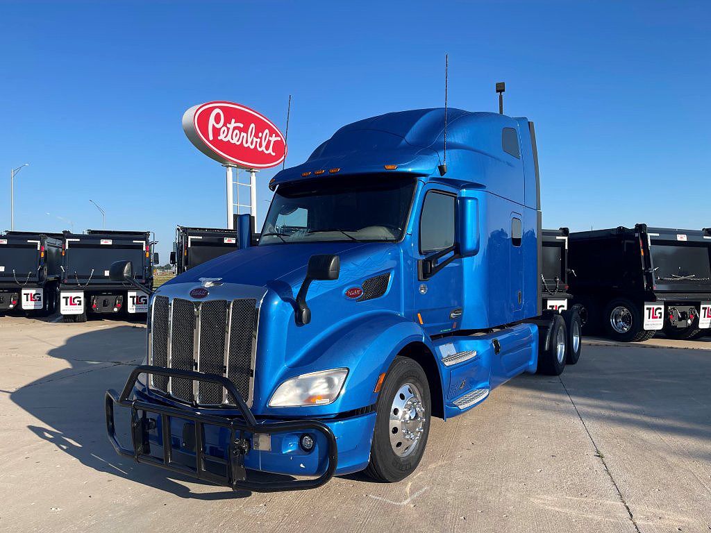 2020 Peterbilt 579
