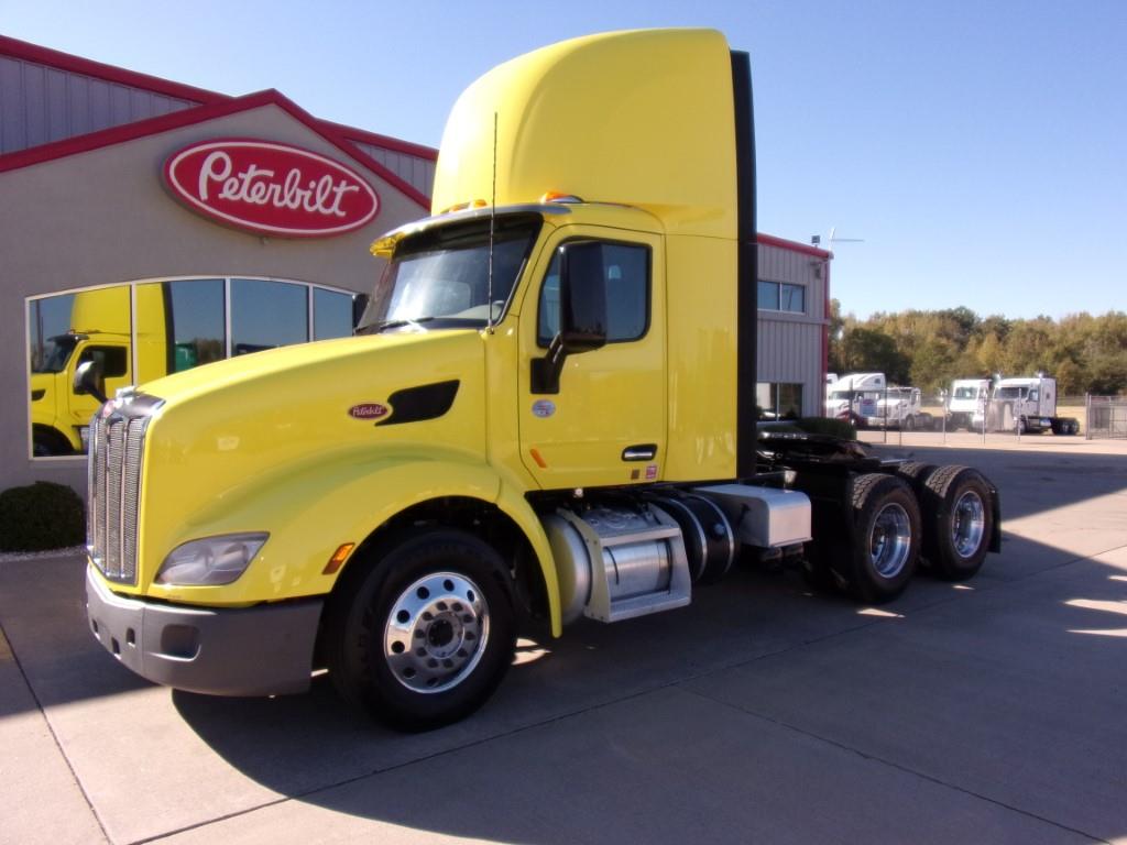 2021 Peterbilt 579