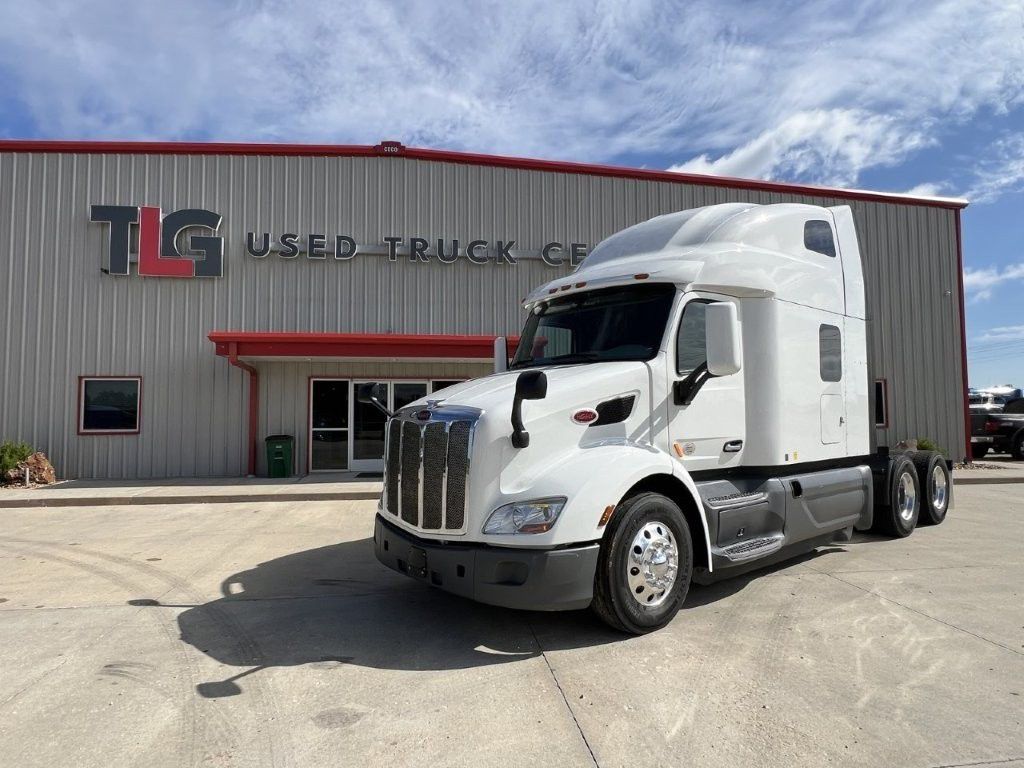 2021 Peterbilt 579