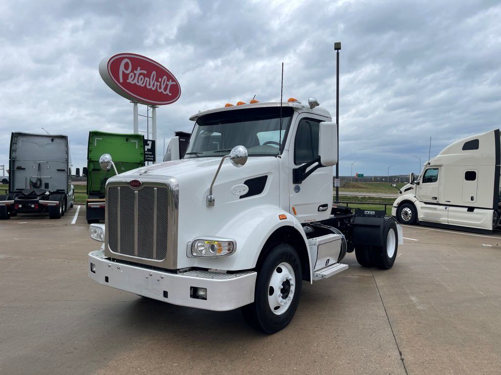 2020 Peterbilt 567