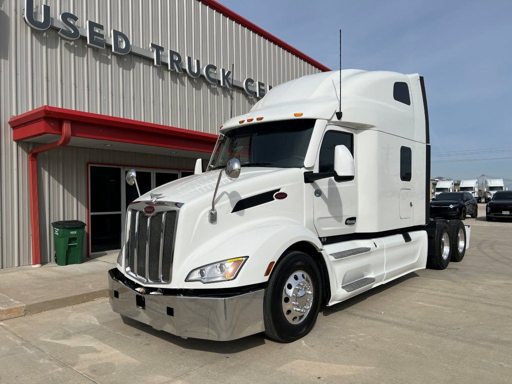 2023 Peterbilt 579