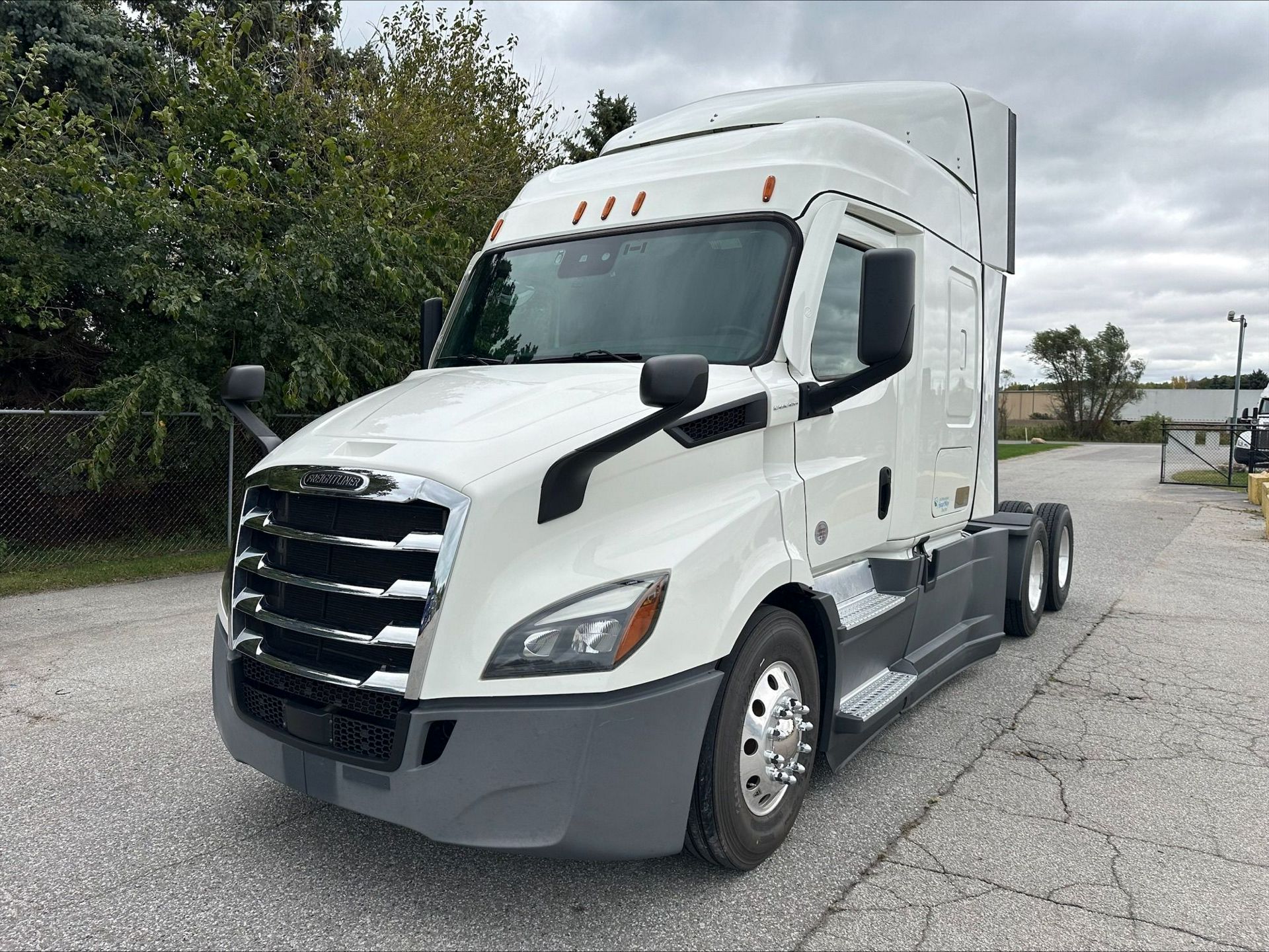 2022 Freightliner CASCADIA 116