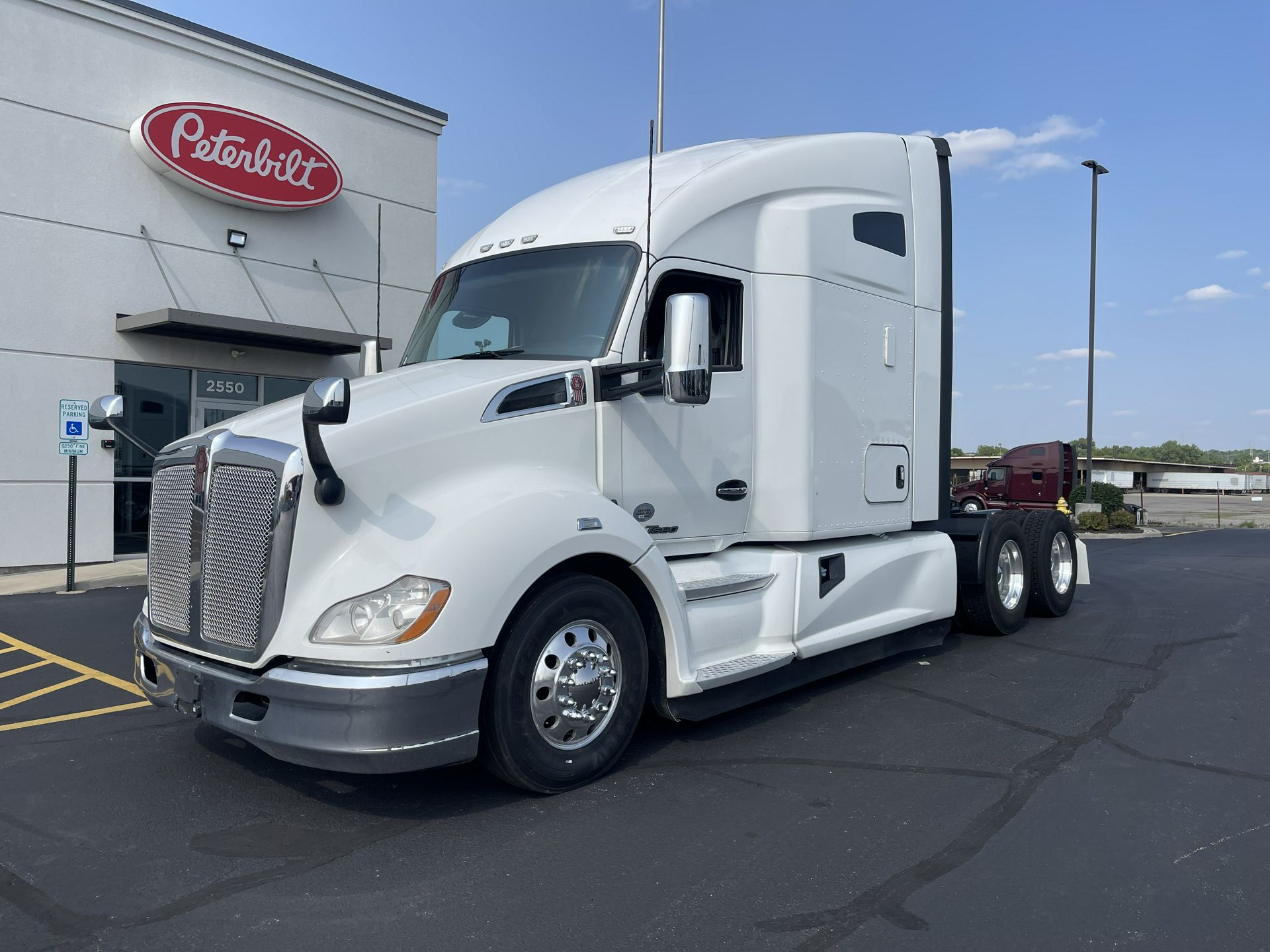 2021 Kenworth T680