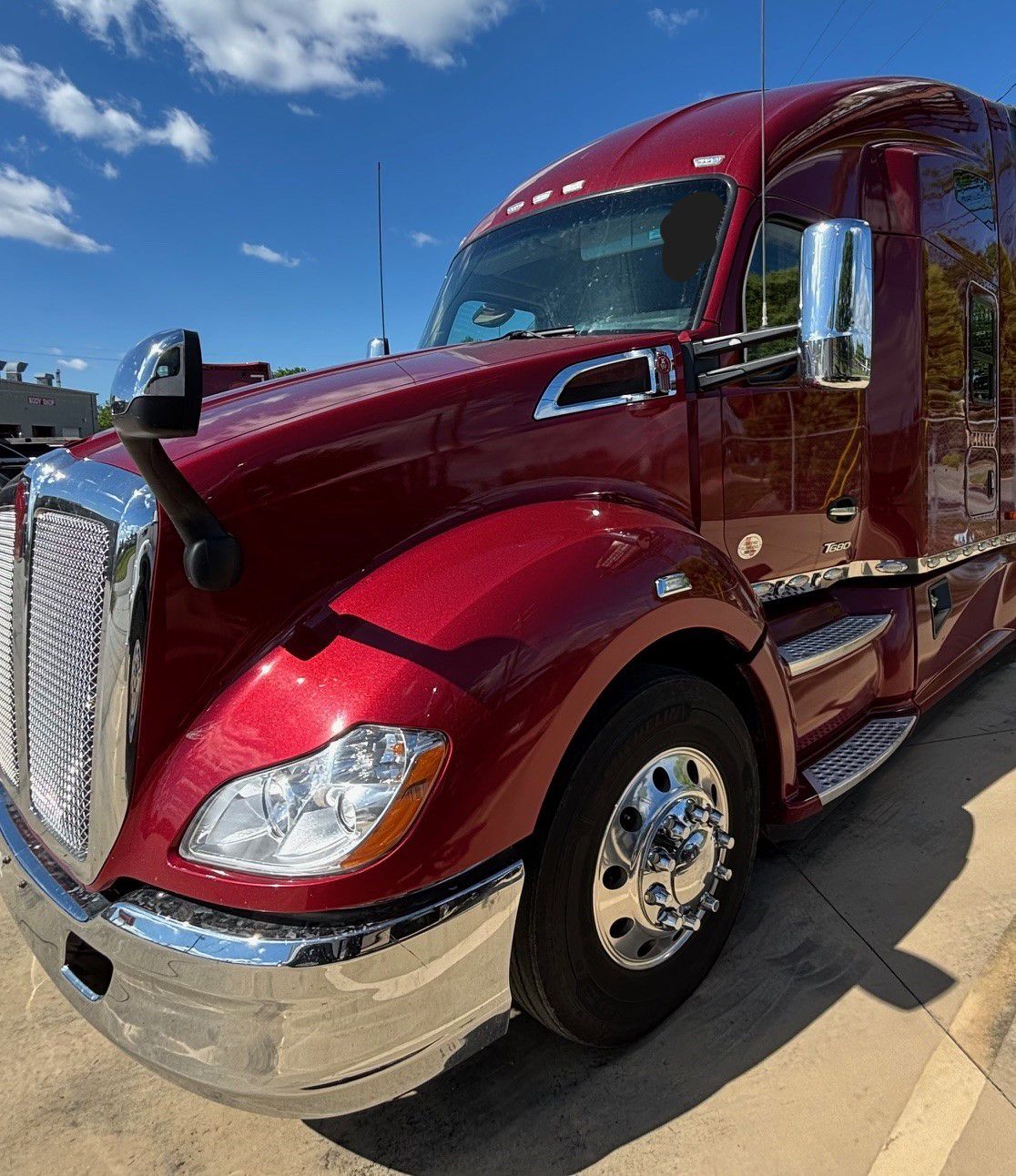 2022 Kenworth T680