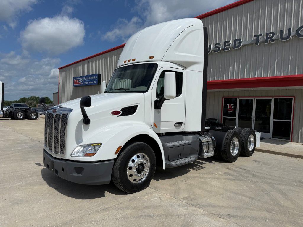 2021 Peterbilt 579