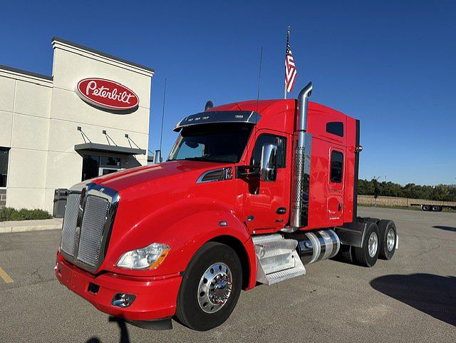 2022 Kenworth T680